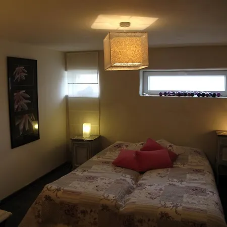 Perle D'o Nature Bien-etre, Proche Du Bord De Meuse Namur Et Dinant * Profondeville