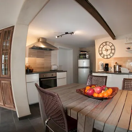 Prázdninový dům Perle D'o Nature Bien-etre, Proche Du Bord De Meuse Namur Et Dinant *